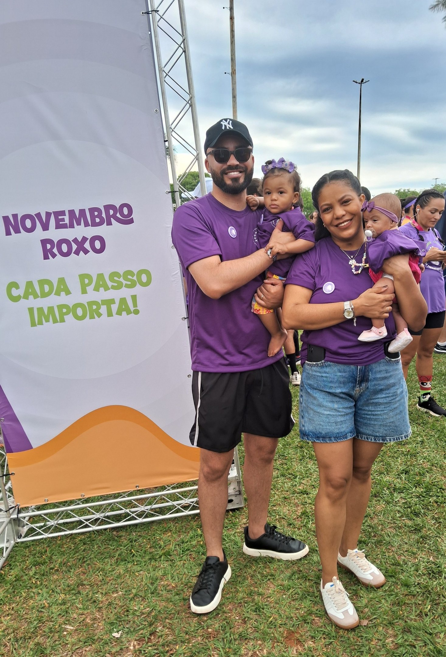 Os auxiliares administrativos Gilmar e Fabiana da Silva, pais de Aurora e Angelina