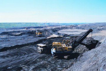 A indústria carioca, principal influência do mês, foi impulsionada pelos setores extrativo, químico e de derivados do petróleo - (crédito: divulgação) A indústria carioca, principal influência do mês, foi impulsionada pelos setores extrativo, químico e de derivados do petróleo - (crédito: divulgação)