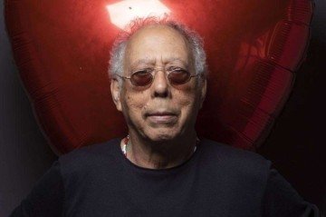 O cantor morreu nessa segunda-feira, 17, aos 82 anos - (crédito: Leo Aversa/Divulgação) O cantor morreu nessa segunda-feira, 17, aos 82 anos - (crédito: Leo Aversa/Divulgação)