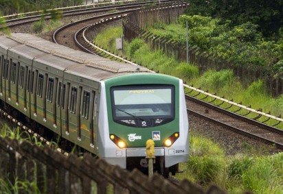 Estação Central ficou ao menos duas horas com o serviço suspenso -  (crédito: Paulo Barros/Metr&ocirc;-DF) -Estação Central ficou ao menos duas horas com o serviço suspenso -  (crédito: Paulo Barros/Metr&ocirc;-DF)