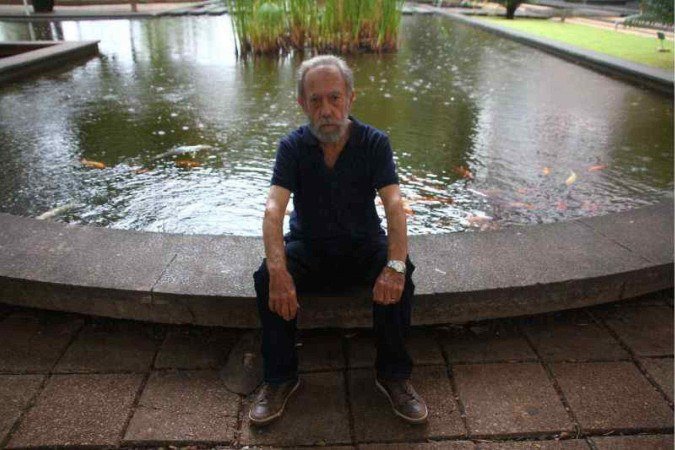 Carlos dedicou 15 anos da vida a cuidar do laguinho da 308 Sul - (crédito: Arquivo/CB) Carlos dedicou 15 anos da vida a cuidar do laguinho da 308 Sul - (crédito: Arquivo/CB)