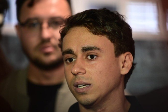 Deputado federal Nikolas Ferreira (PL) durante entrevista em Belo Horizonte, em que comentou a situação jurídica de Jair Bolsonaro - (crédito: Leandro Couri/EM/D.A.Press) Deputado federal Nikolas Ferreira (PL) durante entrevista em Belo Horizonte, em que comentou a situação jurídica de Jair Bolsonaro - (crédito: Leandro Couri/EM/D.A.Press)