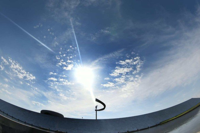 Bom dia, Brasília! Sexta-feira (12) será de calor e tempestades - (crédito: Ed Alves/CB/DA Press) Bom dia, Brasília! Sexta-feira (12) será de calor e tempestades - (crédito: Ed Alves/CB/DA Press)