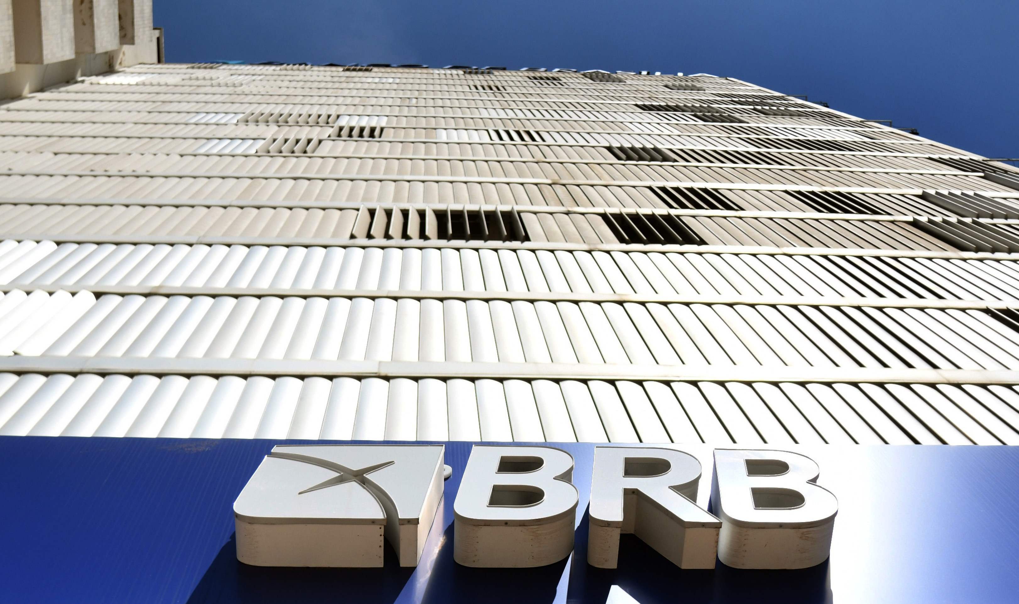 Chefe de gabinete de Ibaneis e governo do DF se tornam réus na CVM