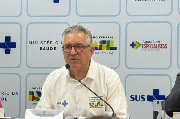 Ministro Alexandre Padilha apresenta a Rede Nacional de Hospitais e Serviços Inteligentes do SUS durante coletiva em Brasília - (crédito: Rafaela Bomfim/CB/DA.Press ) Ministro Alexandre Padilha apresenta a Rede Nacional de Hospitais e Serviços Inteligentes do SUS durante coletiva em Brasília - (crédito: Rafaela Bomfim/CB/DA.Press )