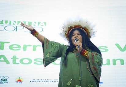 Sônia Guajajara já recebeu atendimento, mas permanece internada sob observação médica -  (crédito: Ueslei Marcelino/COP30) -Sônia Guajajara já recebeu atendimento, mas permanece internada sob observação médica -  (crédito: Ueslei Marcelino/COP30)