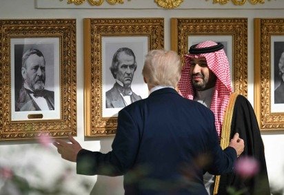  Donald Trump recebe o príncipe herdeiro saudita, Mohammed bin Salman: potências muçulmanas criam mecanismo regional de segurança -  (crédito:  Andrew Caballero Reynolds/AFP) - Donald Trump recebe o príncipe herdeiro saudita, Mohammed bin Salman: potências muçulmanas criam mecanismo regional de segurança -  (crédito:  Andrew Caballero Reynolds/AFP)