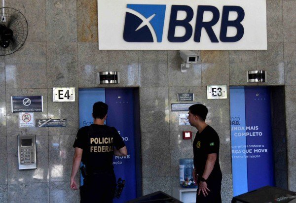  18/11/2025. Crédito: Ed Alves/CB/D.A Press. Brasil.  Brasilia - DF.  Politica. A Polícia Federal (PF) e o Ministério Público Federal (MPF) deflagraram a Operação Compliance Zero. Busca e apreensão no BRB.  -  (crédito:  Ed Alves/CB)