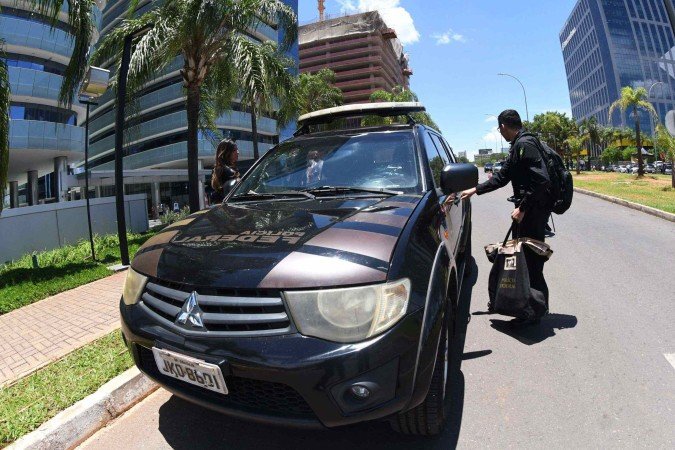  18/11/2025. Crédito: Ed Alves/CB/D.A Press. Brasil.  Brasilia - DF.  Politica. A Polícia Federal (PF) e o Ministério Público Federal (MPF) deflagraram a Operação Compliance Zero. Busca e apreensão no BRB. 