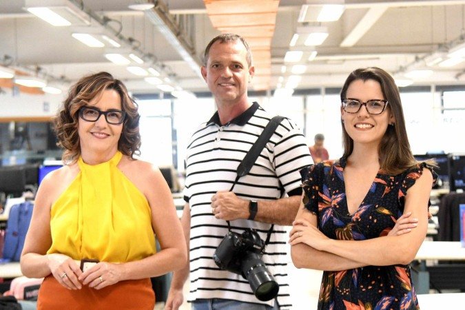 As jornalistas Adriana Bernardes, Mariana Niederauer e o repórter-fotográfico Minervino Júnior - (crédito: Ed Alves/CB) As jornalistas Adriana Bernardes, Mariana Niederauer e o repórter-fotográfico Minervino Júnior - (crédito: Ed Alves/CB)
