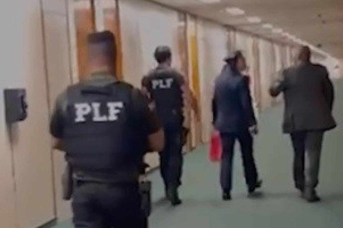 Homem foi preso dentro da Câmara -  (crédito: Material cedido ao Correio)