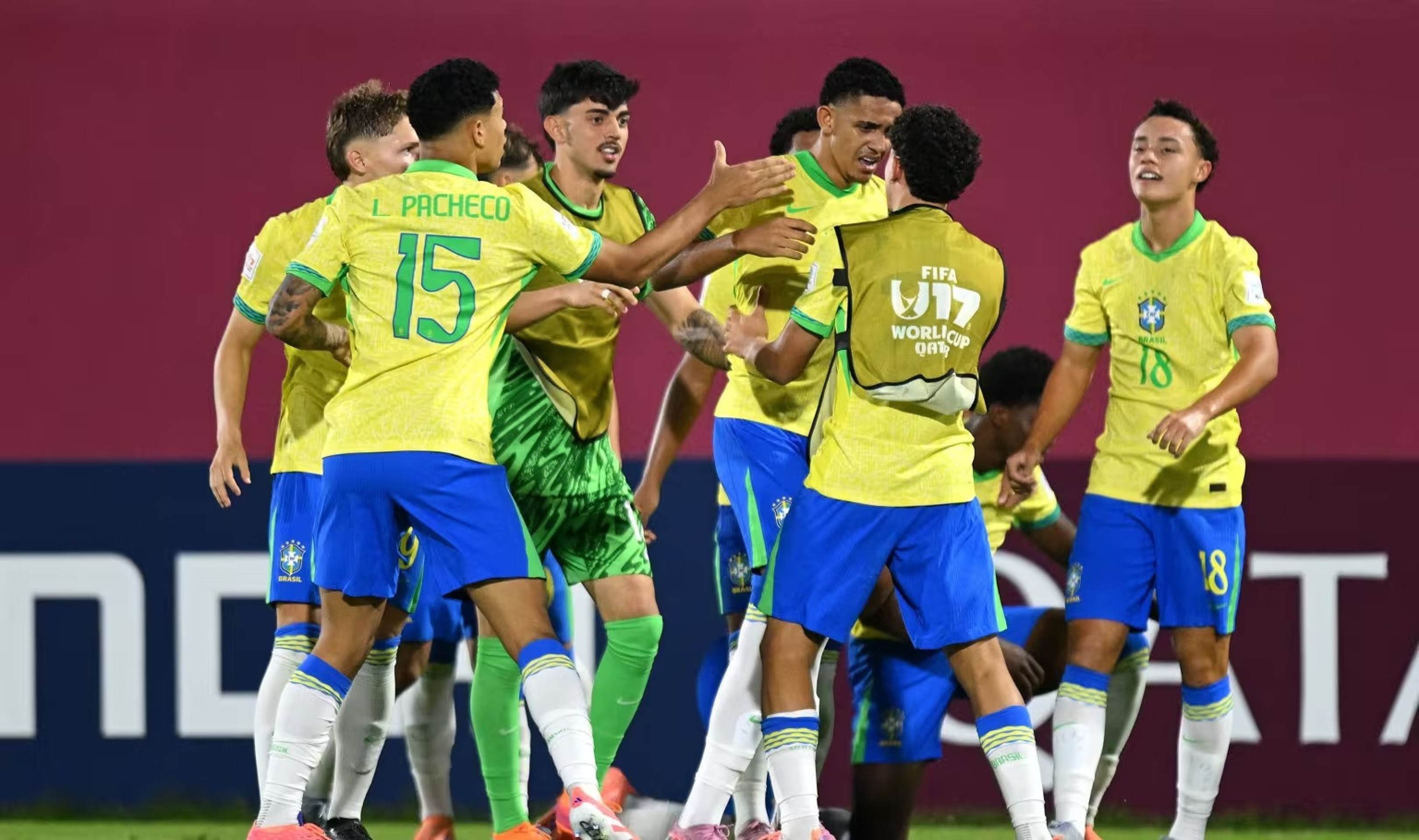 A Fran&ccedil;a saiu na frente, o Brasil empatou no tempo regulamentar e triunfou pela segunda vez consecutiva nos p&ecirc;naltis contra os atuais vice-campe&otilde;es da Europa