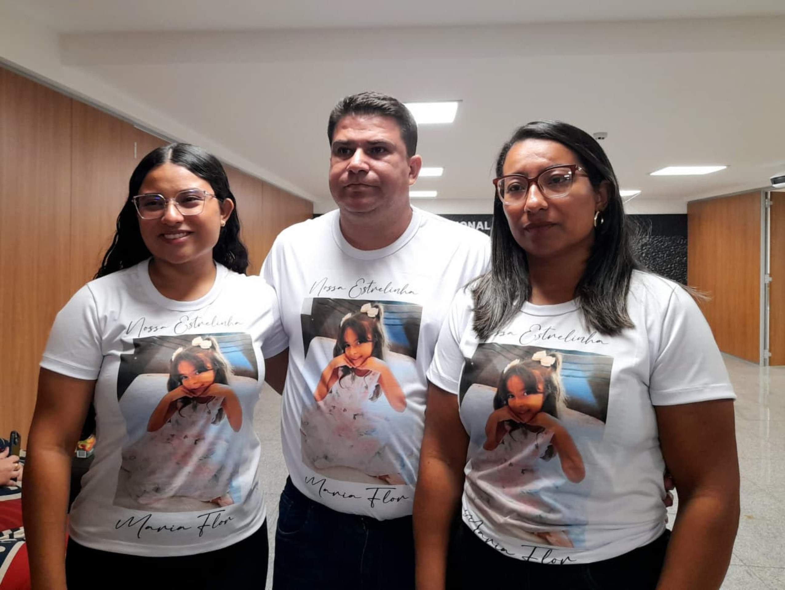 Fam&iacute;lia de Maria Flor: dor n&atilde;o passa