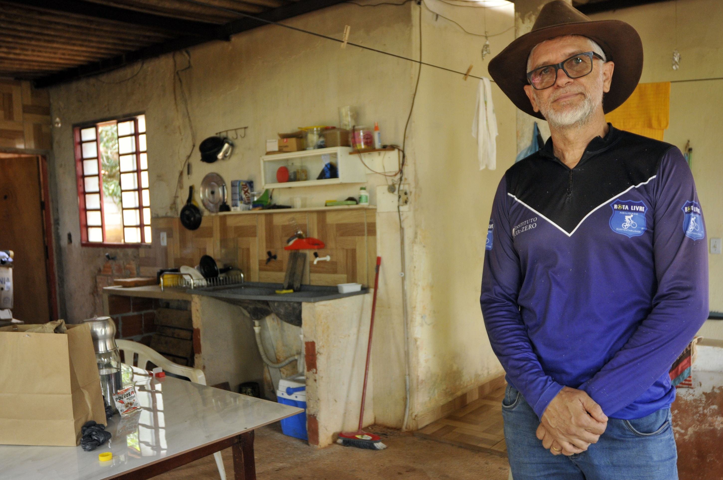 Isaías Batista reclama da falta de equipe de apoio