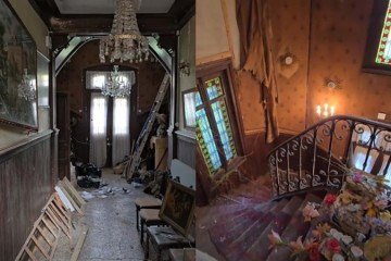 Tiktok mostra interior de casa luxuosa abandonada em Londres - (crédito: Reprodução/TikTok (@stringermedia)) Tiktok mostra interior de casa luxuosa abandonada em Londres - (crédito: Reprodução/TikTok (@stringermedia))
