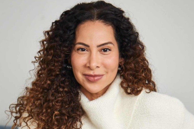 Atriz Michele Muniz celebra 10 anos de Atriz Michele Muniz celebra 10 anos de