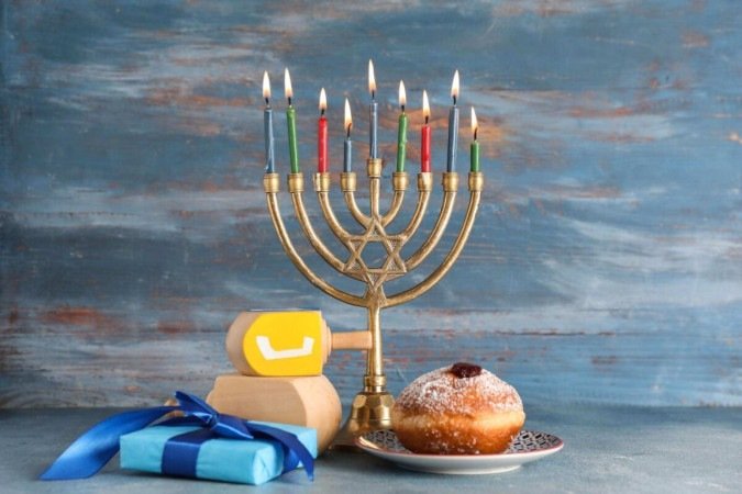 O mês de Kislev nos convida a abrir espaço para a abundância por meio da doação e da gratidão (Imagem: Pixel-Shot | Shutterstock) -  (crédito: EdiCase)