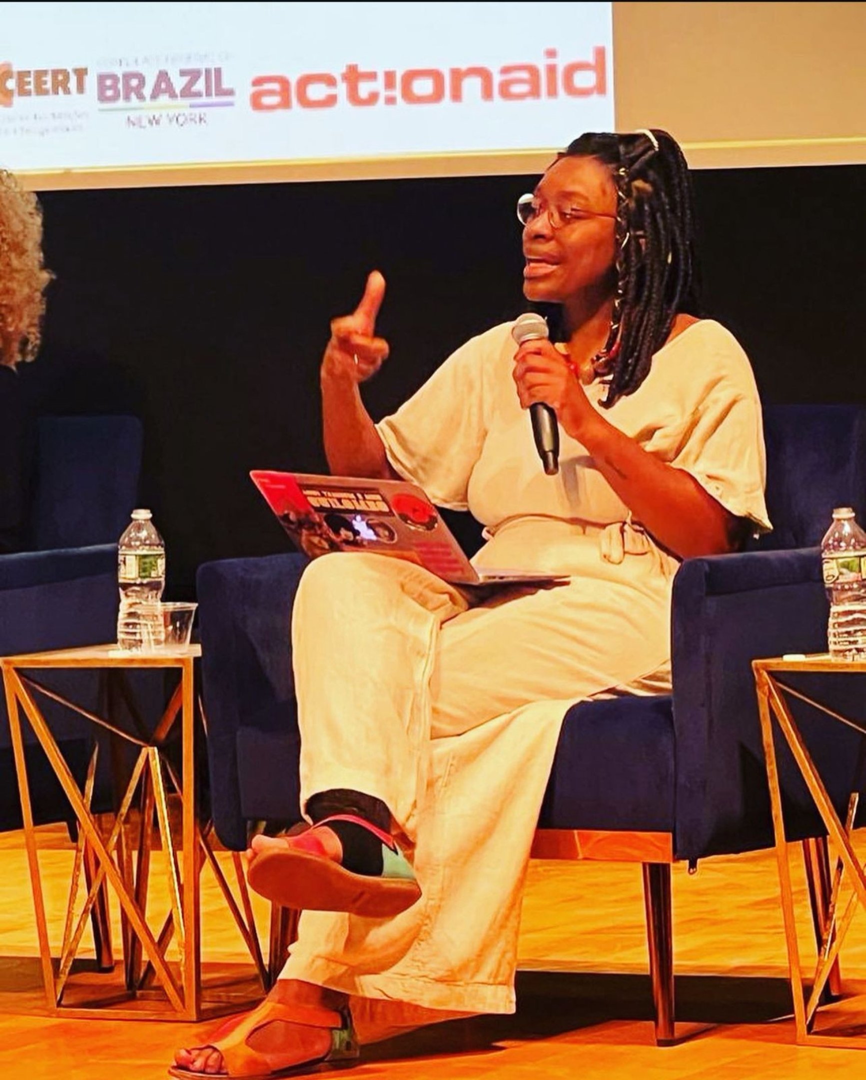 Winnie Santos em participa&ccedil;&atilde;o do 2&deg; F&oacute;rum Permanente sobre afrodescendentes na ONU - discutindo sobre Perfilamento Racial no mercado de trabalho