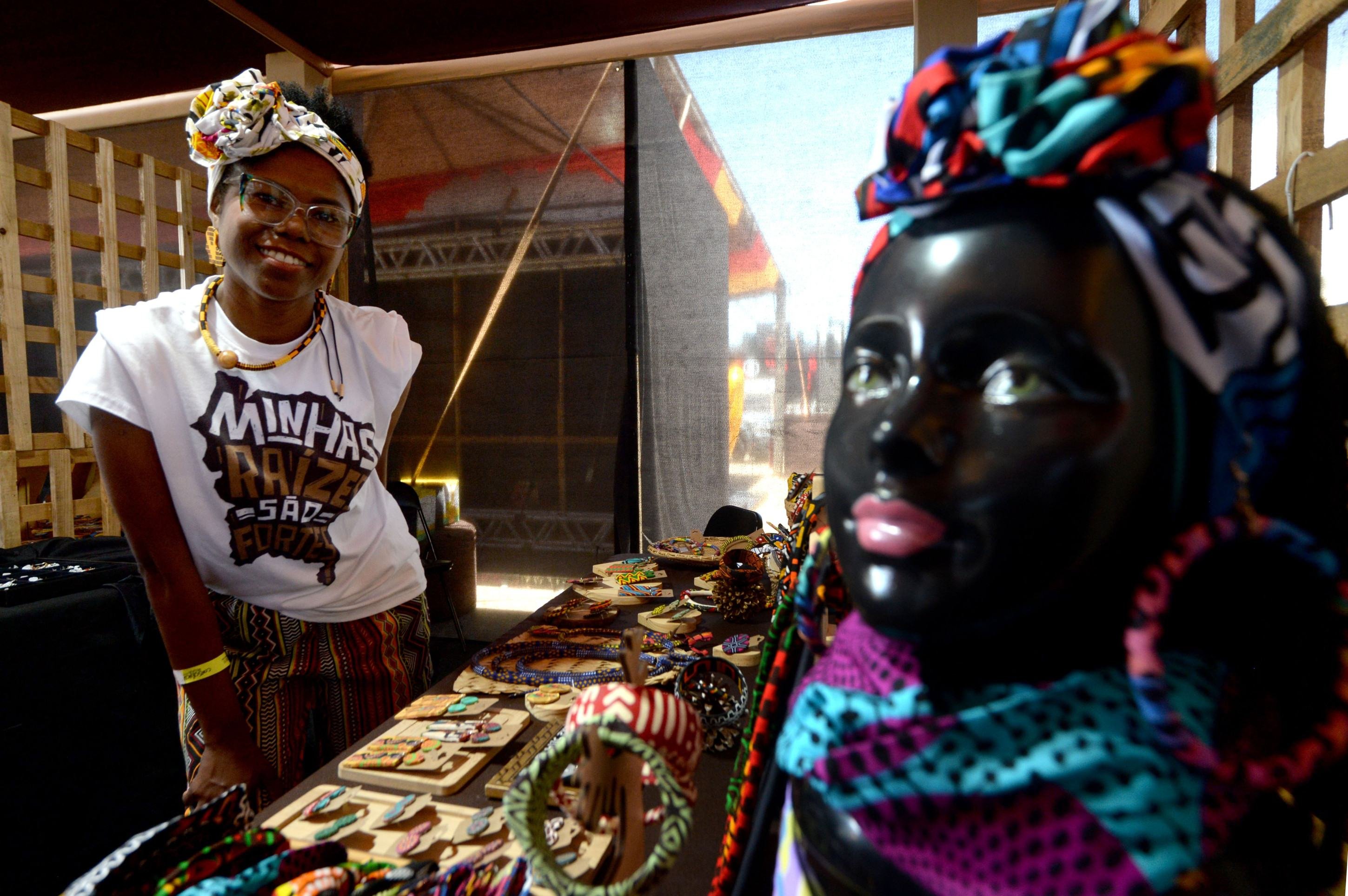 Celebração da Consciência Negra reúne 50 mil pessoas no primeiro dia 