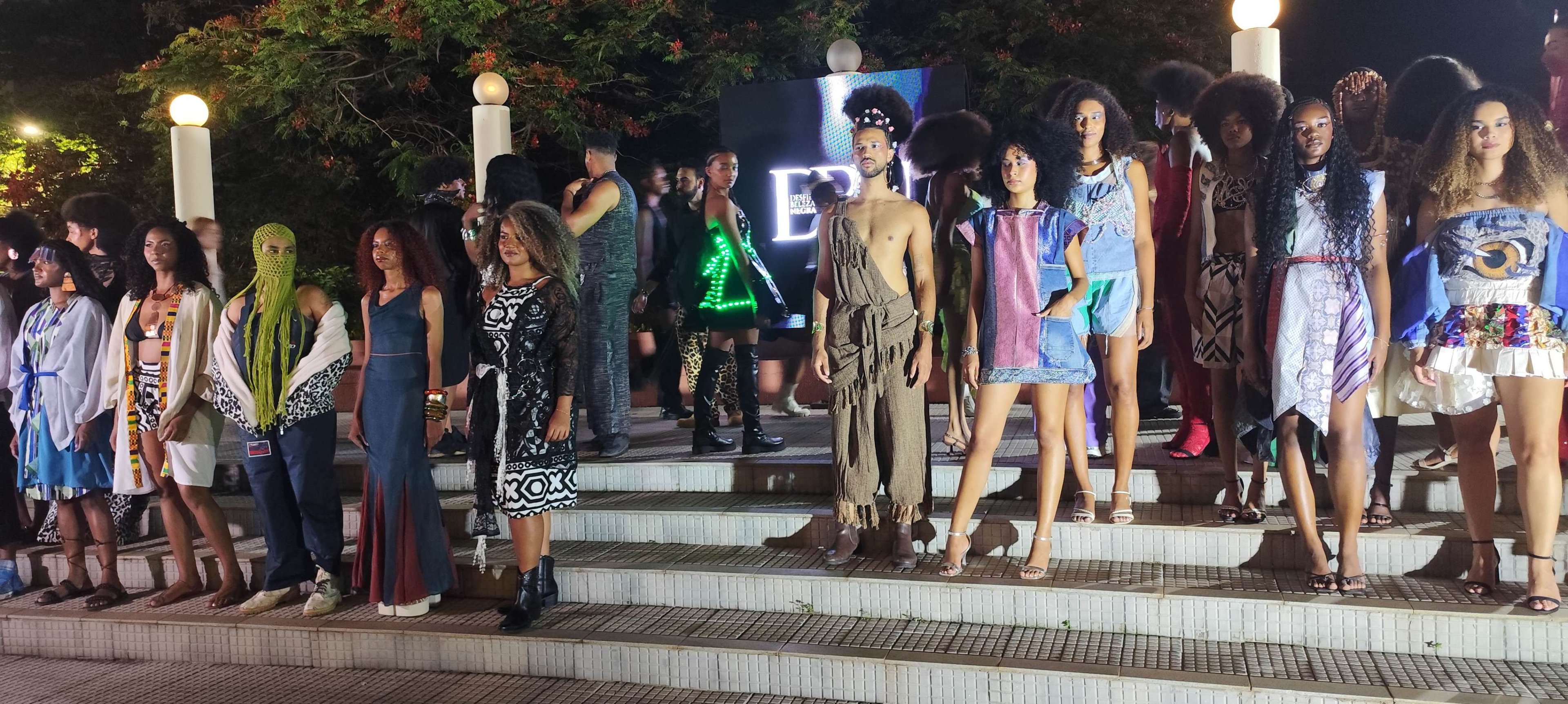  Desfile Beleza Negra. 