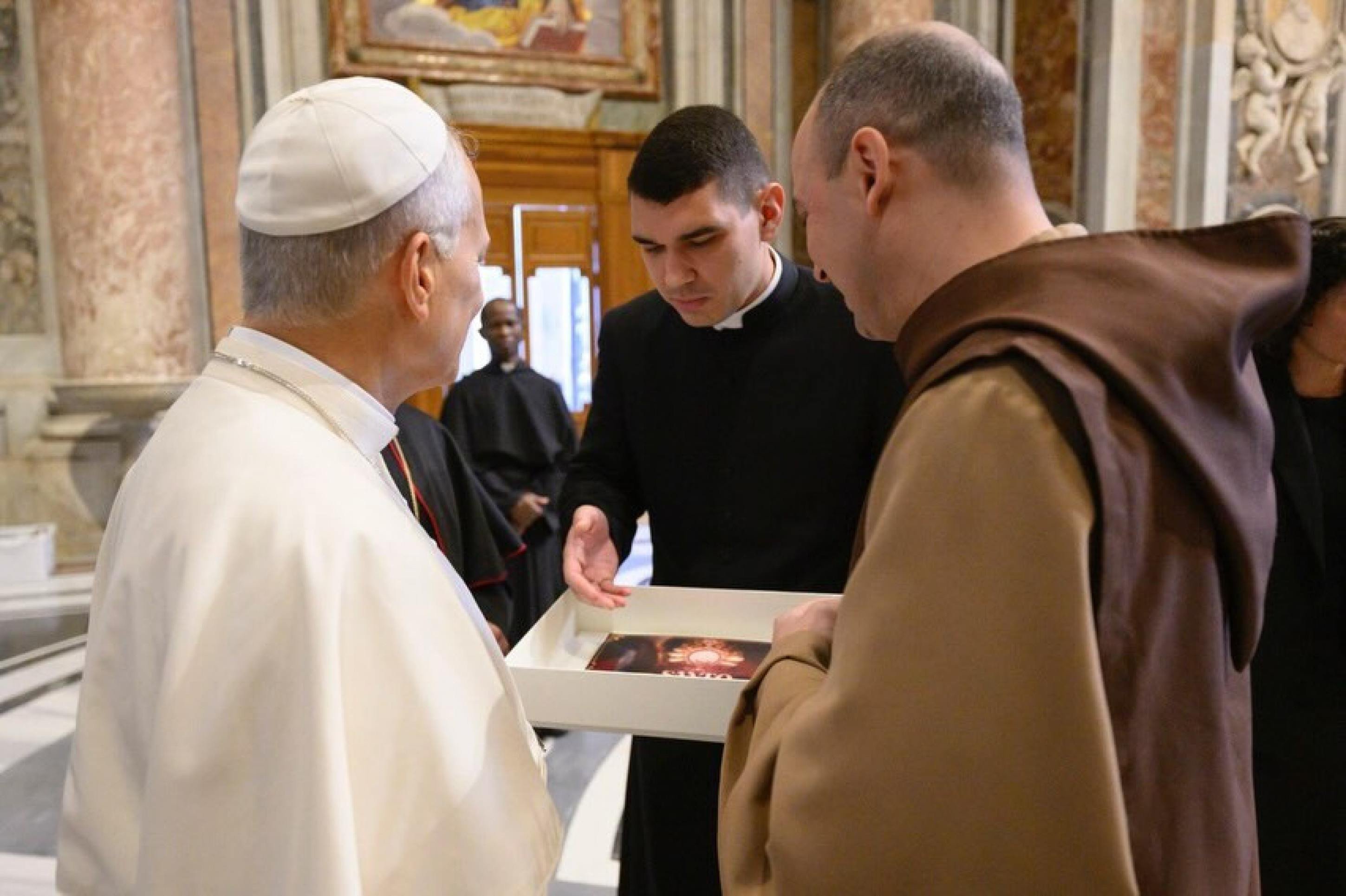 Frei Gilson relata encontro com o Papa Leão XIV em Roma e destaca bênção ao movimento nacional de oração do Rosário