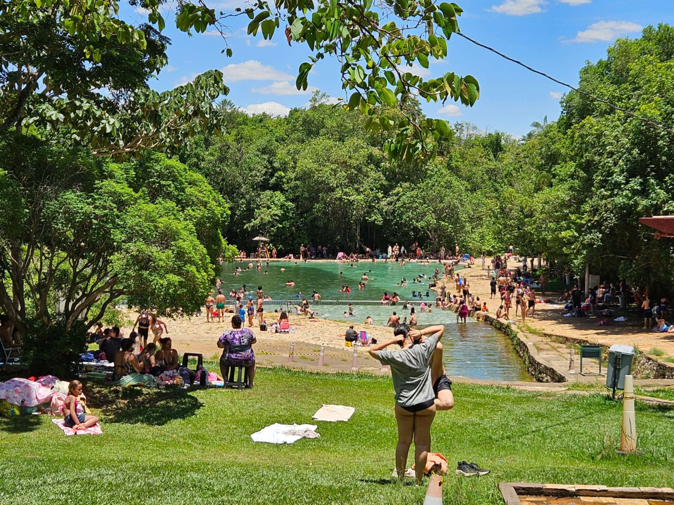 &Aacute;gua Mineral lotada em feriado da Consci&ecirc;ncia Negra