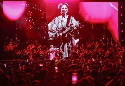 Marisa Monte se apresenta com orquestra em releitura dos sucessos da carreira -  (crédito:  LEOAVERSA) -Marisa Monte se apresenta com orquestra em releitura dos sucessos da carreira -  (crédito:  LEOAVERSA)