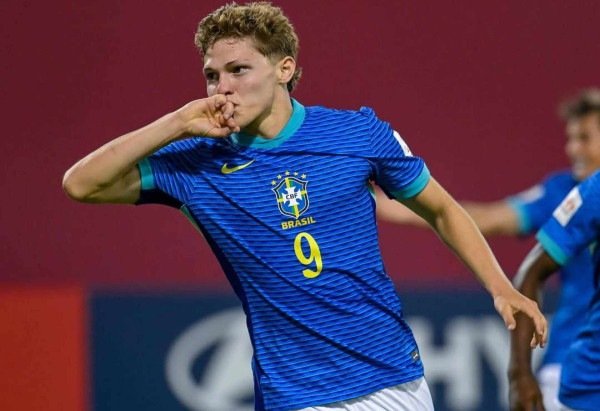  Reprodução/Instagram @dell@08