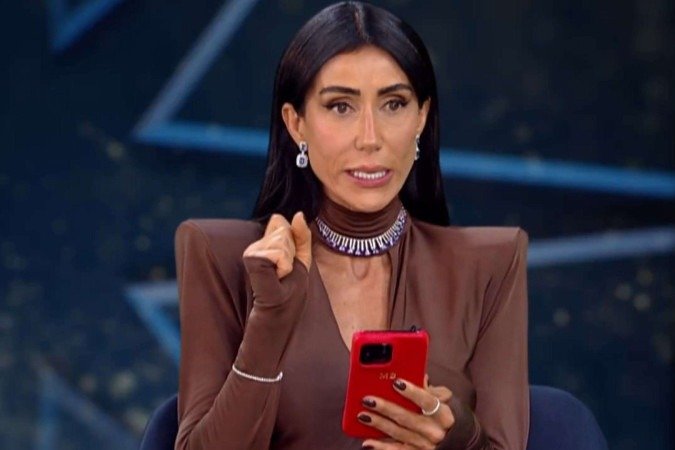 Michelle Barros ganha 'emprego' na Record após polêmicas em 'A Fazenda' -  (crédito: Reprodução/Record)