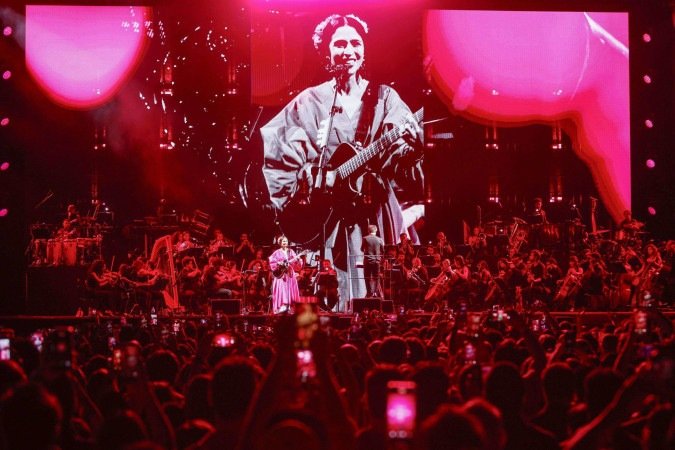 Marisa Monte se apresenta com orquestra em releitura dos sucessos da carreira - (crédito: LEOAVERSA) Marisa Monte se apresenta com orquestra em releitura dos sucessos da carreira - (crédito: LEOAVERSA)