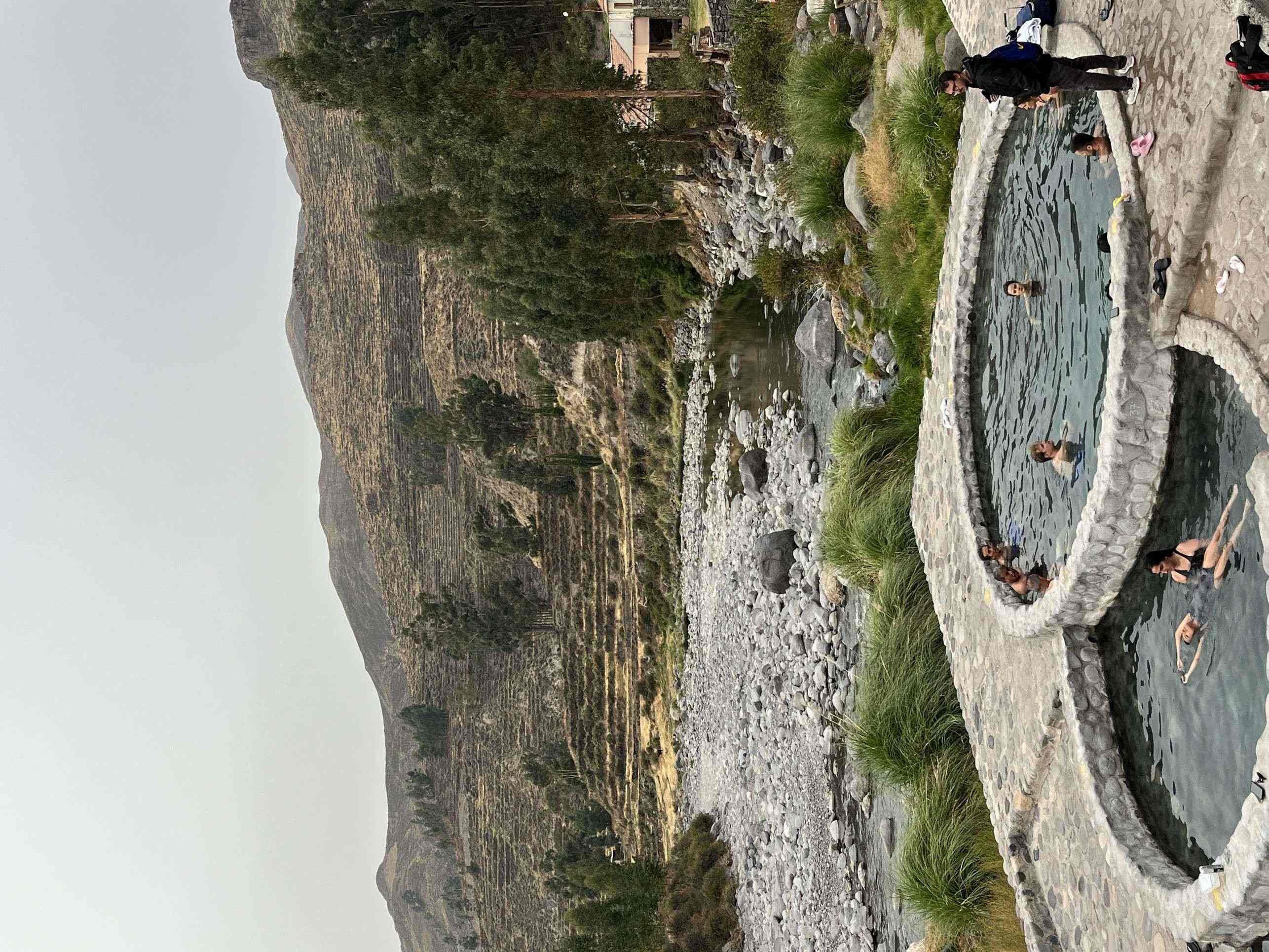 A água vulcânica é extremamente relaxante, mas é importante que o banho não ultrapasse os 30 ou 40 minutos