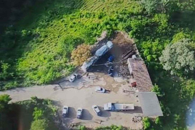 Homicídio ocorreu na Fercal - (crédito: Fercal na Mídia/Reprodução) Homicídio ocorreu na Fercal - (crédito: Fercal na Mídia/Reprodução)