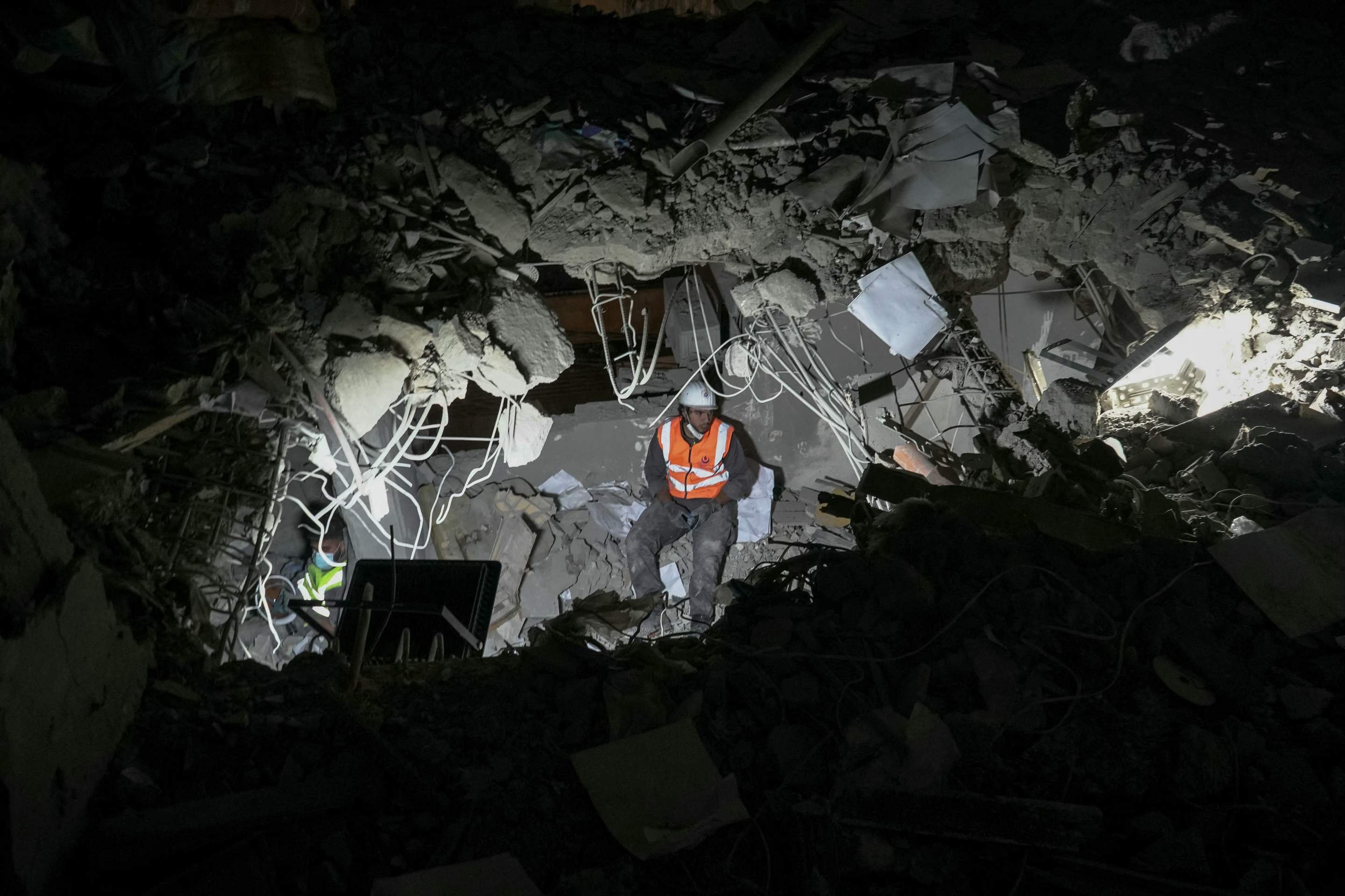 Israel mata chefe do estado-maior do Hezbollah em Beirute