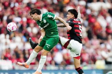 Ricaços do futebol sul-americano, Palmeiras e Flamengo duelam até por cofres mais cheios - (crédito: Gilvan de Souza/Flamengo) Ricaços do futebol sul-americano, Palmeiras e Flamengo duelam até por cofres mais cheios - (crédito: Gilvan de Souza/Flamengo)