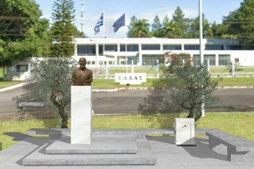 Escultura que será inaugurada em frente à embaixada da Grécia