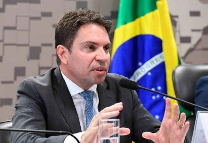 A informação foi divulgada na quinta-feira (18/12) pela esposa do ex-deputado, a advogada Rebeca Ramagem, em nota publicada nas redes sociais -  (crédito:  Marcos Oliveira/Agência Senado) -A informação foi divulgada na quinta-feira (18/12) pela esposa do ex-deputado, a advogada Rebeca Ramagem, em nota publicada nas redes sociais -  (crédito:  Marcos Oliveira/Agência Senado)