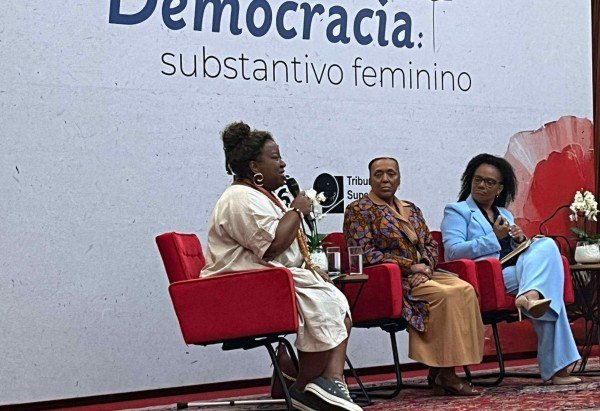 Danandra Rocha/CB/D.A. Press