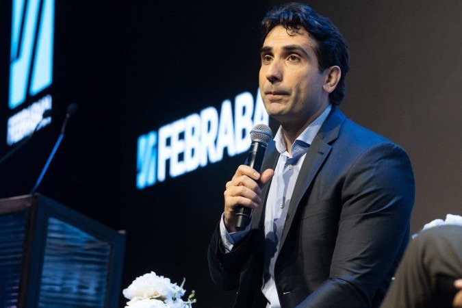 Presidente do BC, Gabriel Galípolo, reconhece que é preciso aperfeiçoar a supervisão do SFN    -  (crédito:  Rafa Rezende/Divulgação Febraban)