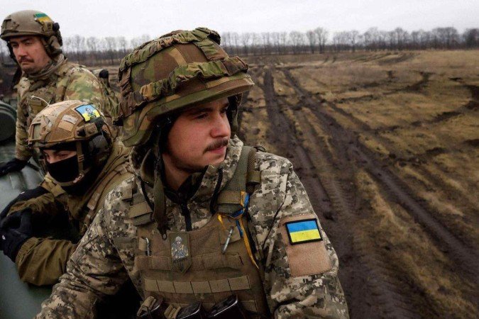 Acredita-se que as forças armadas ucranianas contem hoje com mais de 800 mil soldados -  (crédito: BBC)