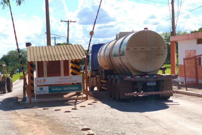 A Usina de Tratamento Mecânico Biológico (UTMB) funciona há 39 anos na QNP 24 e produz mais de 20 mil toneladas de composto orgânico -  (crédito: Luiz Fellipe Alves/ CB/DA Press)