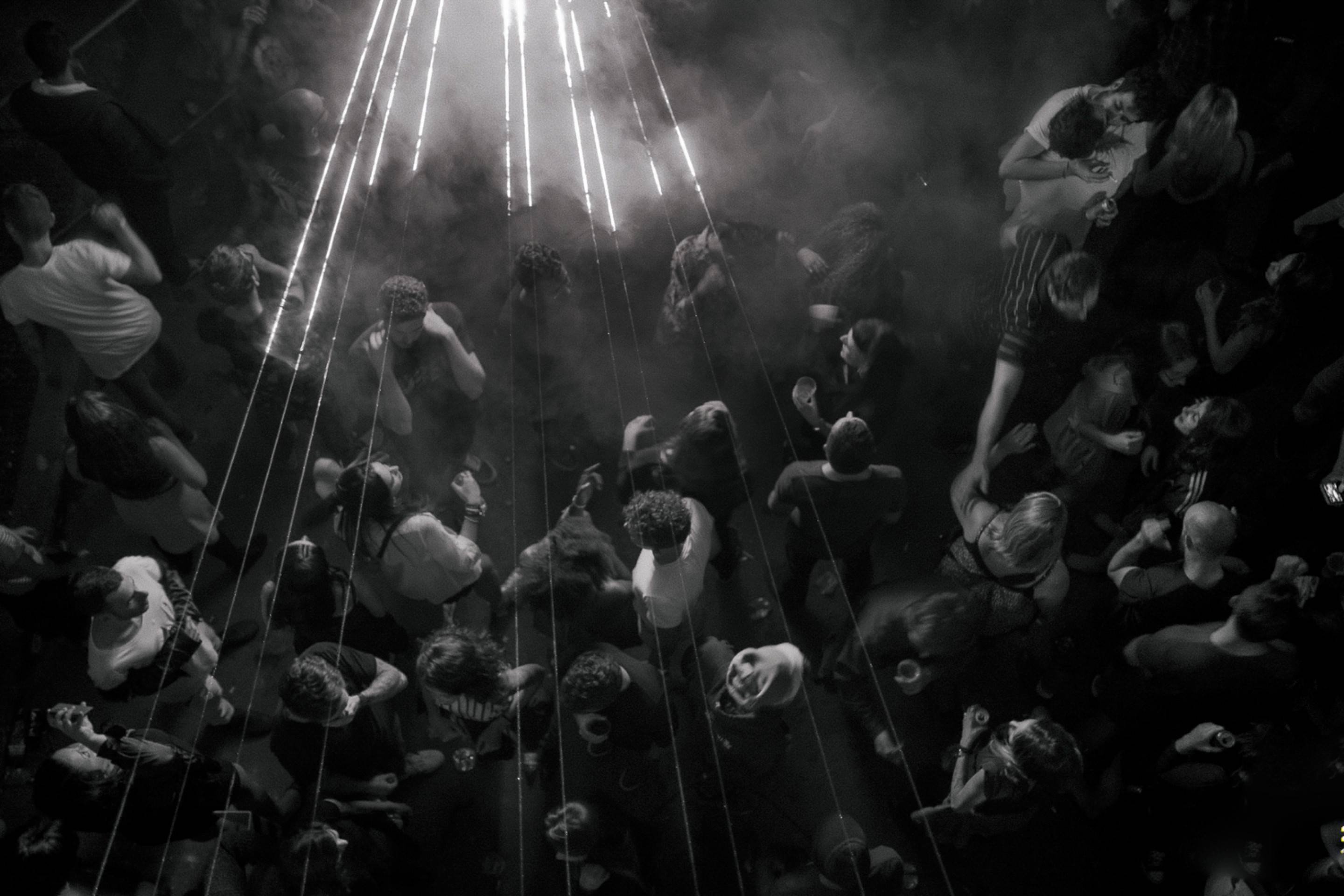 Pedro Lacerda lança foto-livro com eventos em regiões administrativas do DF