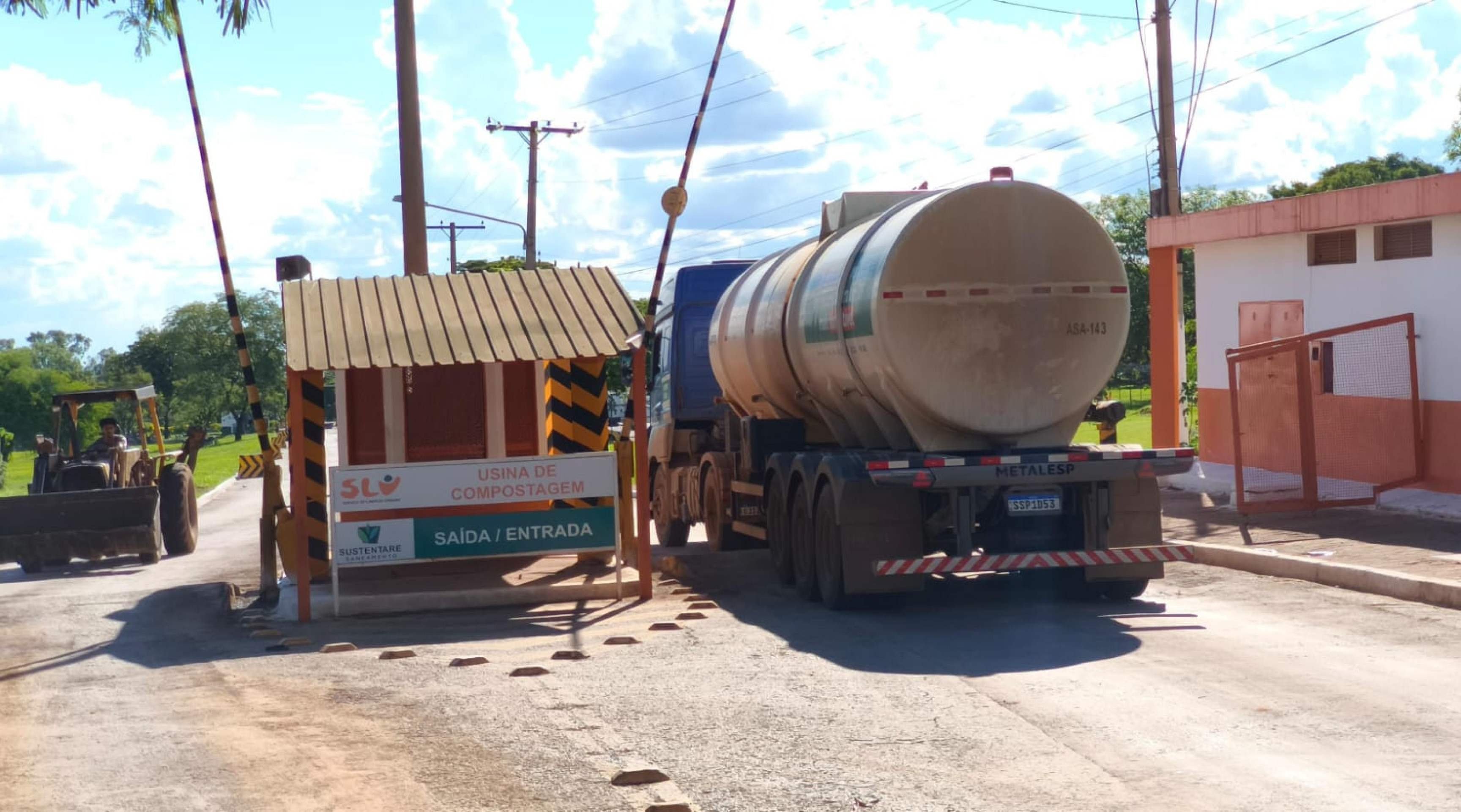 Vizinhos de usina de compostagem relatam rotina com mau cheiro e ratos