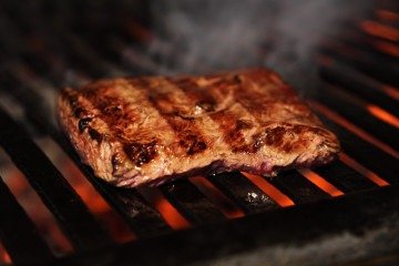 O flat iron é destaque no menu da Fazenda Churrascada -  (crédito:  Guilherme Felix CB/DA Press)