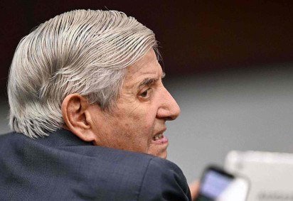 A perícia médica foi determinada por de Moraes para verificar o diagnóstico de Alzheimer e outras doenças alegadas pela defesa de Heleno. -  (crédito: BBC Geral) -A perícia médica foi determinada por de Moraes para verificar o diagnóstico de Alzheimer e outras doenças alegadas pela defesa de Heleno. -  (crédito: BBC Geral)