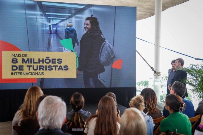 8 milhões de turistas internacionais no Brasil: campanha mostra o impacto do turismo no país -  (crédito: Uai Turismo)