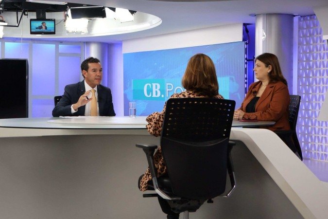 Cleber Lopes, advogado criminalista, em entrevista ao CB.Poder. Na bancada, Ana Maria Campos e Sibele Negromonte
       -  (crédito:  Bruna Gaston CB/DA Press)