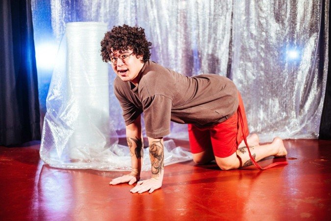 Homens que nunca conheci
Teatro ElÃ©trico com Grupo Liquidificador. Hoje, Ã s 20h, amanhÃ£, Ã s 16h e Ã s 20h, e domingo, Ã s 16h e Ã s 20h, no Teatro Mapati (SHCGN 707). Entrada gratuita, mediante retirada no Sympla. Fila de espera uma hora antes da apresentaÃ§Ã£o.
 -  (crédito: Tatiana Reis)