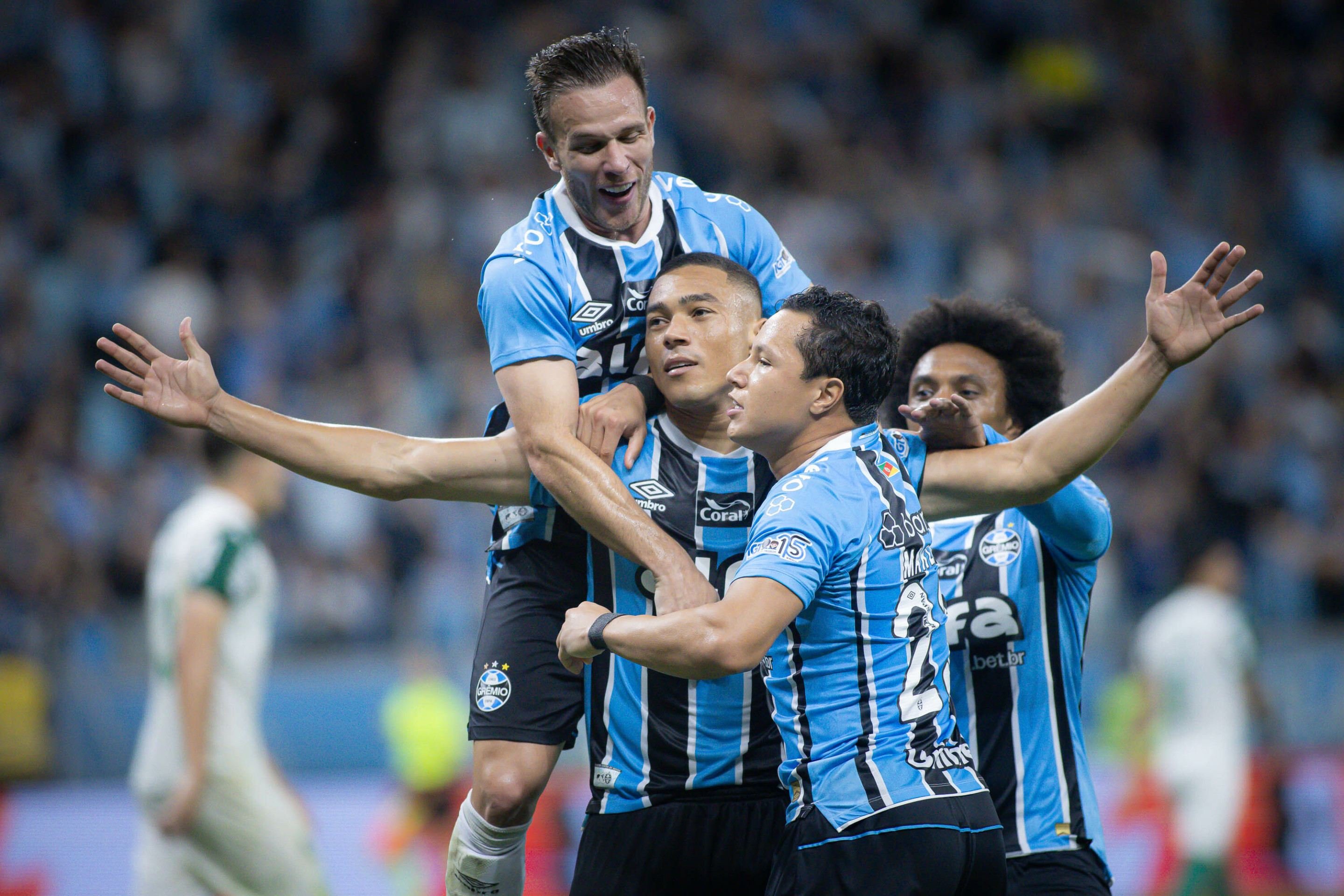 Gremio vence Palmeiras pelo Brasileir&atilde;o
