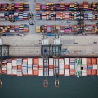 Projetado para 3,5 milhões de contêineres por ano, o futuro Tecon Santos 10 vai exigir investimentos de R$6 bilhões em obras e equipamentos. -  (crédito:      )