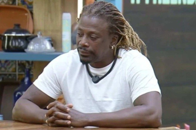 A Fazenda: Creo pede R$ 50 mil ao vivo após ser expulso por agressão -  (crédito: Reprodução/Record)